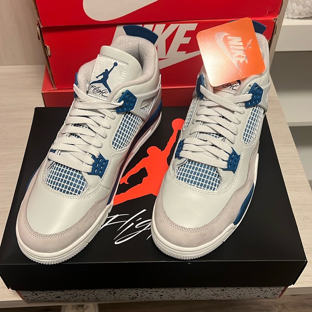 Brand New Sz 10.5 Jordan 4 ‘Military Blue’ w/ Box